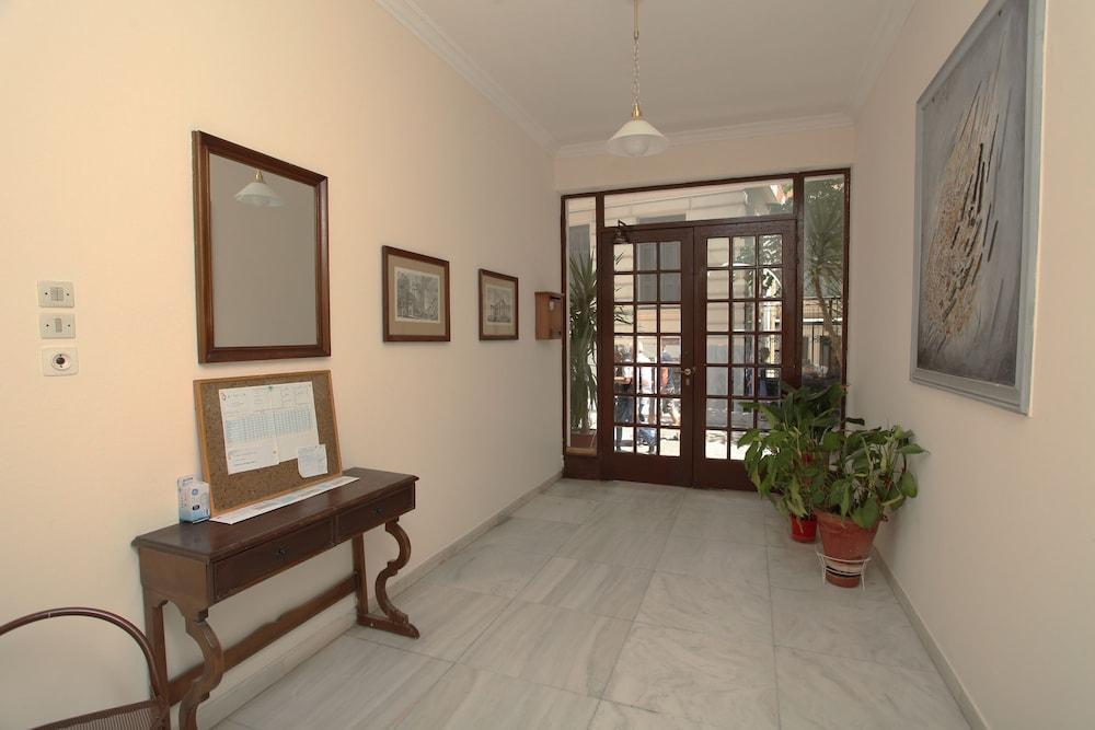 Stylish Studio Below The Acropolis Athènes Extérieur photo